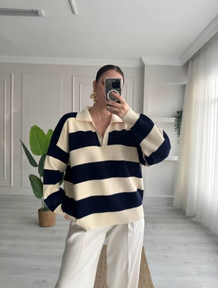 بلوزة مميزة