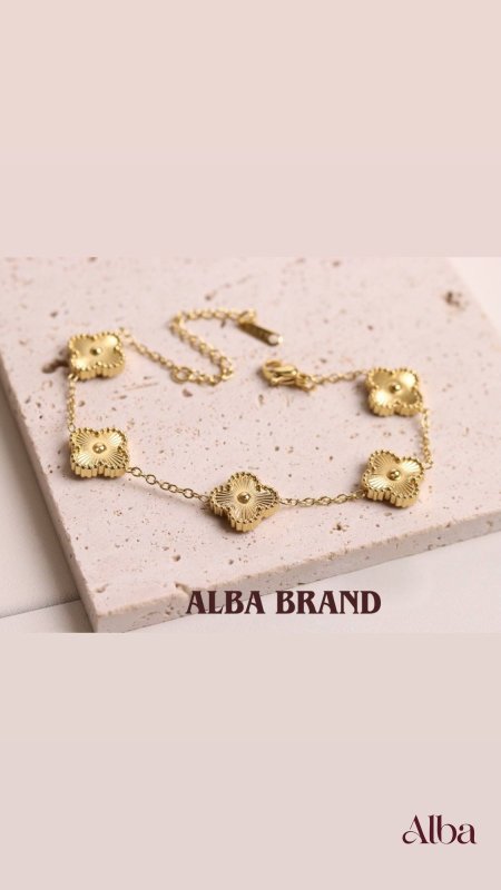 أساور فان كليف