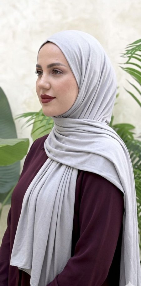 شالة ترفل فضي فاتح